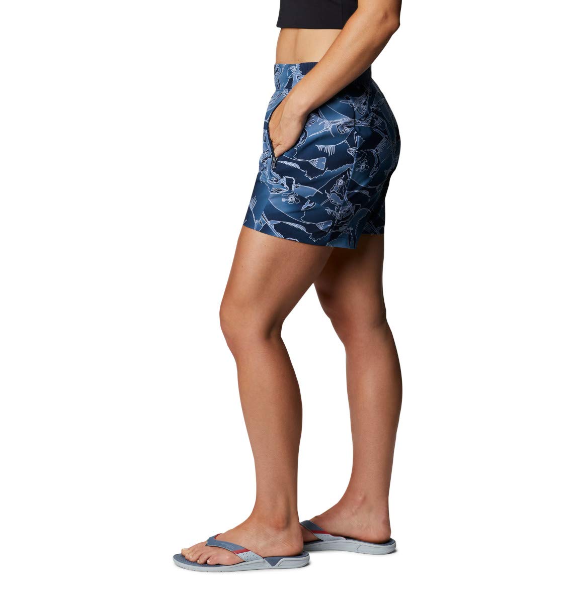 Columbia Women’s PFG Tidal II Shorts, Stain Resistant, Sun Protection, Collegiate Navy Fish Frenzy Print, X-Small