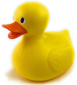 mɑtty's toy stop large rubber duck (9" x 6.5" x 7.5") perfect for bathtime, pools, etc.