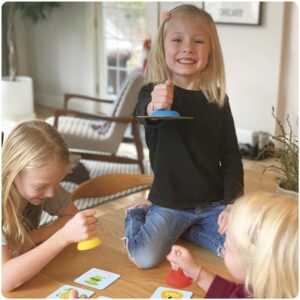 ROO GAMES Bull’s Eye - Fast-Paced Animal Matching Game - for Ages 3+ - Flip A Card, Plunge The Match and Win!