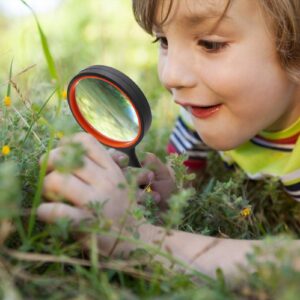 MJIYA Magnifying Glass, 8X Handheld Reading Magnifier for Kids and Seniors, Non-Scratch Quality Glass Lens, Shatterproof Design, Microfibre Cleaning Cloth Included (65mm, Orange)