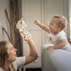 Sophie la girafe | Puppet Comforter | Ultra Soft & Fun | Comfort or Entertain Baby with Sophie la girafe Puppet | Awaken All 5 Senses