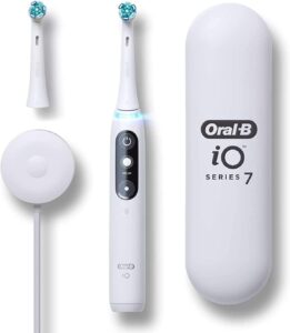 oral-b io series 7 electric toothbrush with 1 replacement brush head, white alabaster