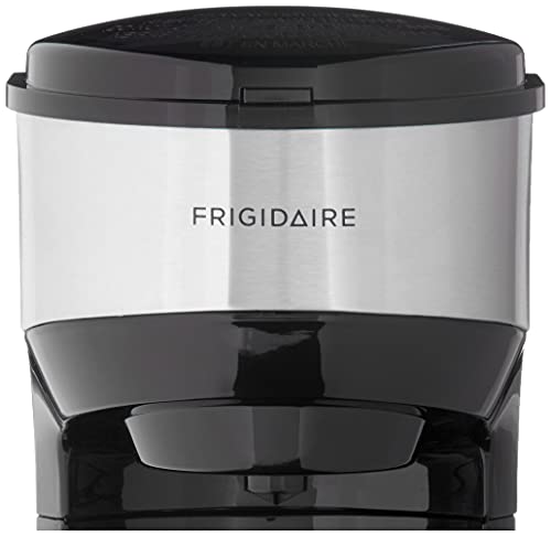 FRIGIDAIRE CULINARY CHEF 1-Cup Single Serve Retro Coffee Maker with Fast Brew Technology & Single Touch Control, Ideal for Tight Places on Countertops or Office Tables, Black