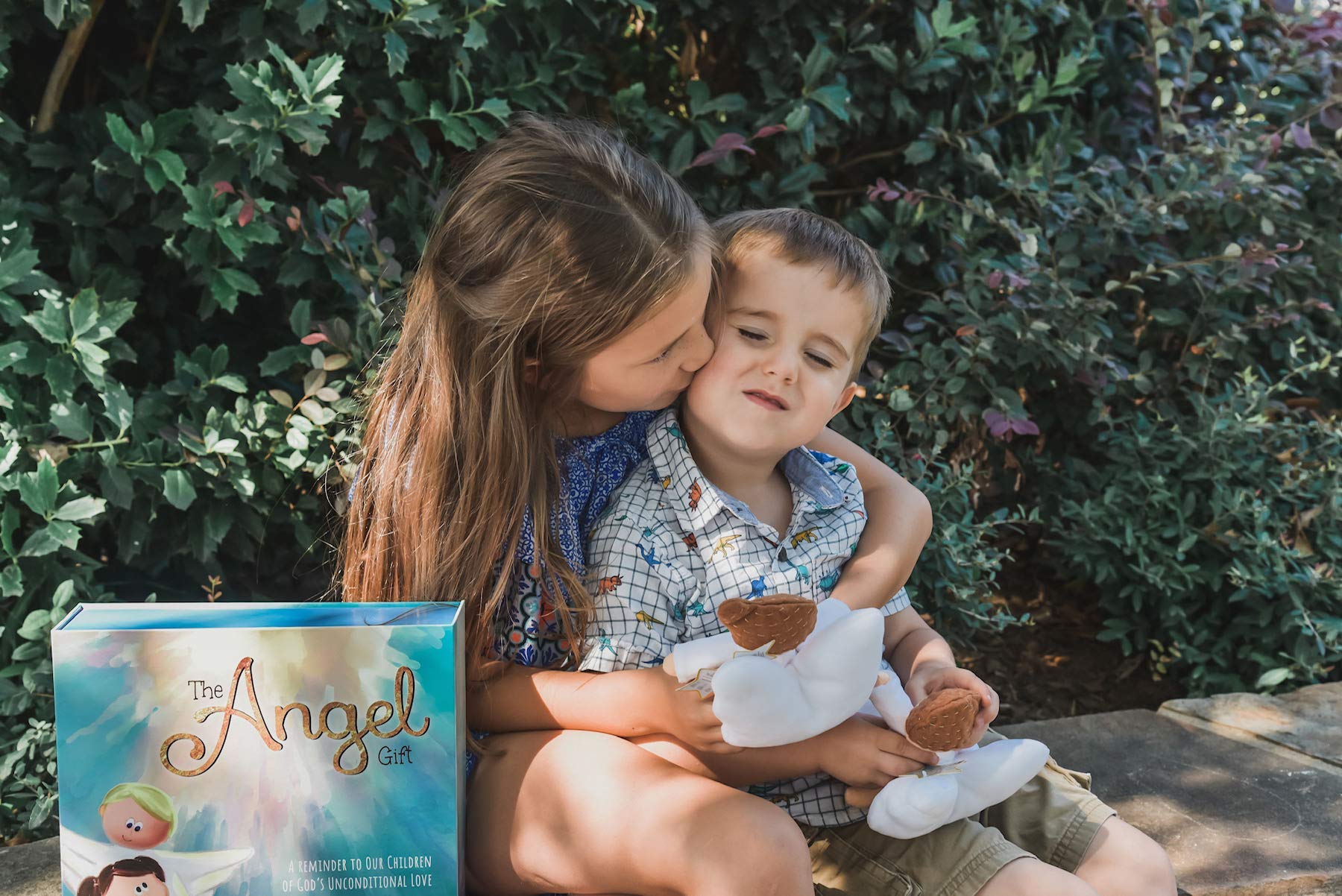 The Angel Gift Book Set: A Book Reminding Children That Angels are Watching Over Them, Baptism Gifts for Girls, Comfort Gifts, Comfort Book (Faith Version for Girls)