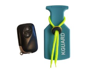 kguard waterproof and watertight key pouch designed for water sports (surf, sup, windsurf, kitesurf, wingfoil…). for your electronic car key. ipx8 certified. dry and comfortable.