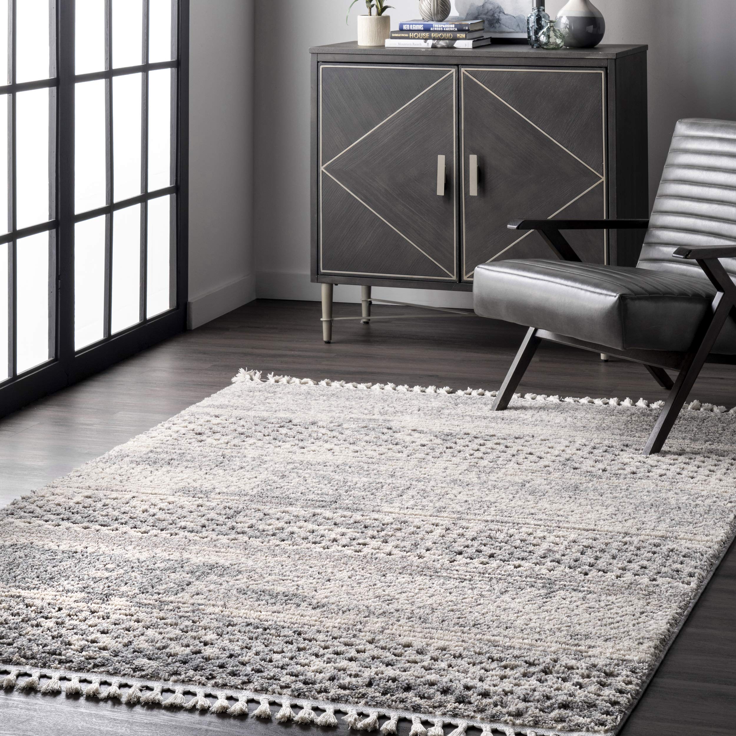 nuLOOM Lira Textured Geometric Tassel Area Rug, 7x9, Grey