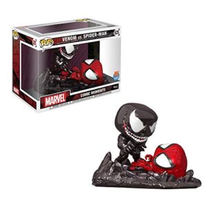 pop! comic moments: marvel spider-man vs. venom vinyl figure