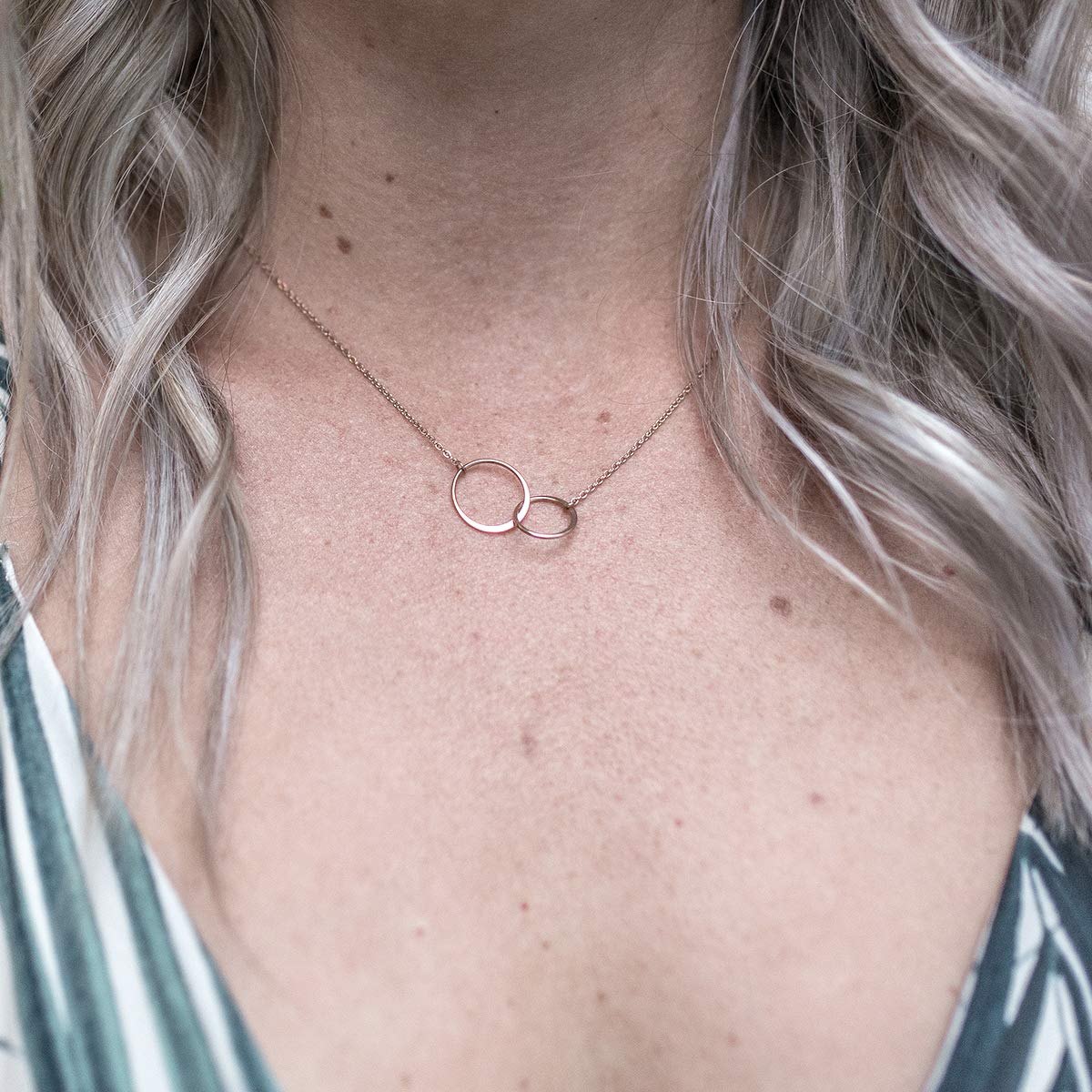 Dear Ava Infinity Interlocking Double Circle Connecting Necklace For Women - Modern Jewelry Pendant Love Gifting Idea for Her with Heartfelt Card - Pregnancy Gift for New Mom Rose Gold