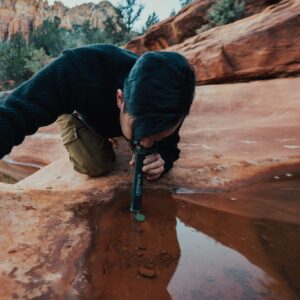 LifeStraw Personal Water Filter for Hiking, Camping, Travel, and Emergency Preparedness, 1 Pack, Green