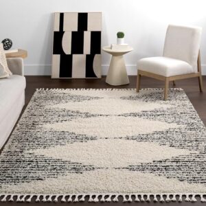 nuLOOM Bria Moroccan Shag Tasseled Area Rug - 2x3 Accent Shag Rug Modern/Contemporary Off-White/Charcoal Rugs for Living Room Bedroom Dining Room Nursery Entryway