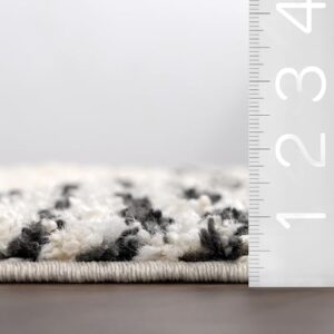 nuLOOM Bria Moroccan Shag Tasseled Area Rug - 2x3 Accent Shag Rug Modern/Contemporary Off-White/Charcoal Rugs for Living Room Bedroom Dining Room Nursery Entryway