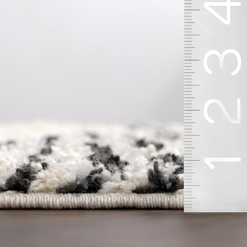 nuLOOM Bria Moroccan Shag Tasseled Area Rug - 2x3 Accent Shag Rug Modern/Contemporary Off-White/Charcoal Rugs for Living Room Bedroom Dining Room Nursery Entryway