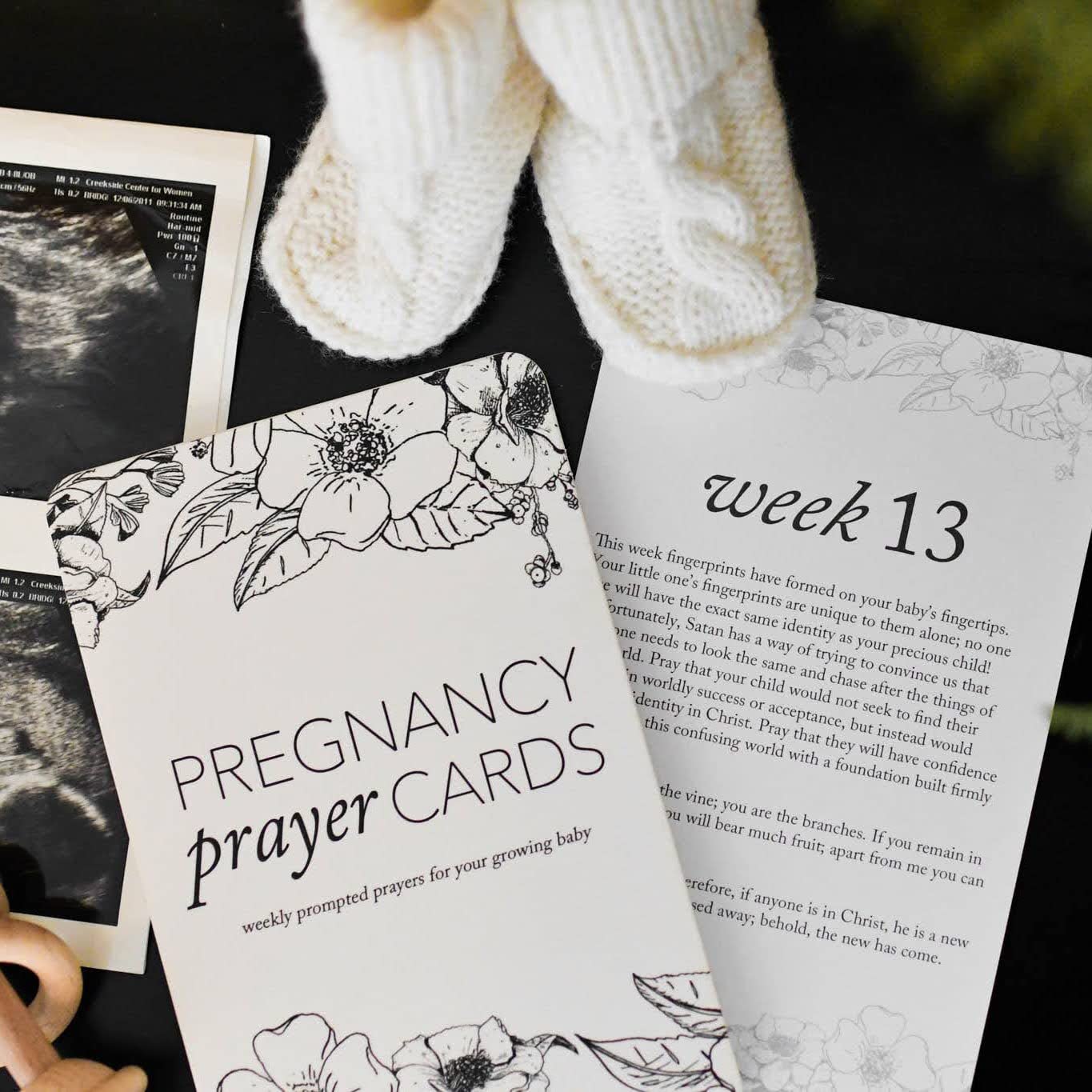 Pregnancy Prayer Cards for Parents/Grandparents (20 Cards) by Duncan & Stone - One-of-a-Kind Pregnancy Congratulations Gift - Bible Verse Cards - New Mom Essential (Black & White, Without Stand)