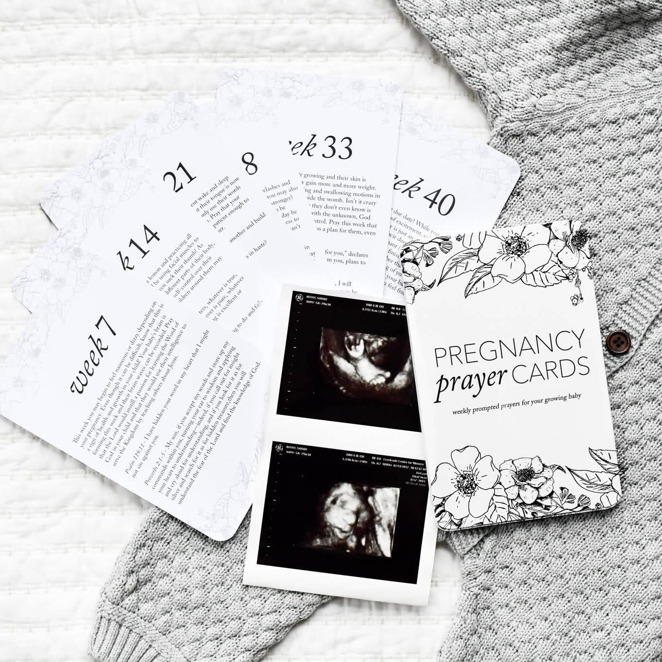 Pregnancy Prayer Cards for Parents/Grandparents (20 Cards) by Duncan & Stone - One-of-a-Kind Pregnancy Congratulations Gift - Bible Verse Cards - New Mom Essential (Black & White, Without Stand)