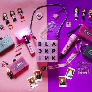 Blackpink Broken Heart Superstars, Mystery Box, Featuring 3” Lisa, Jennie, Jisoo or Rosé K-Pop Idol Doll, Including 3 Accessories, 1 Charm Bracelet, and 1 Charm