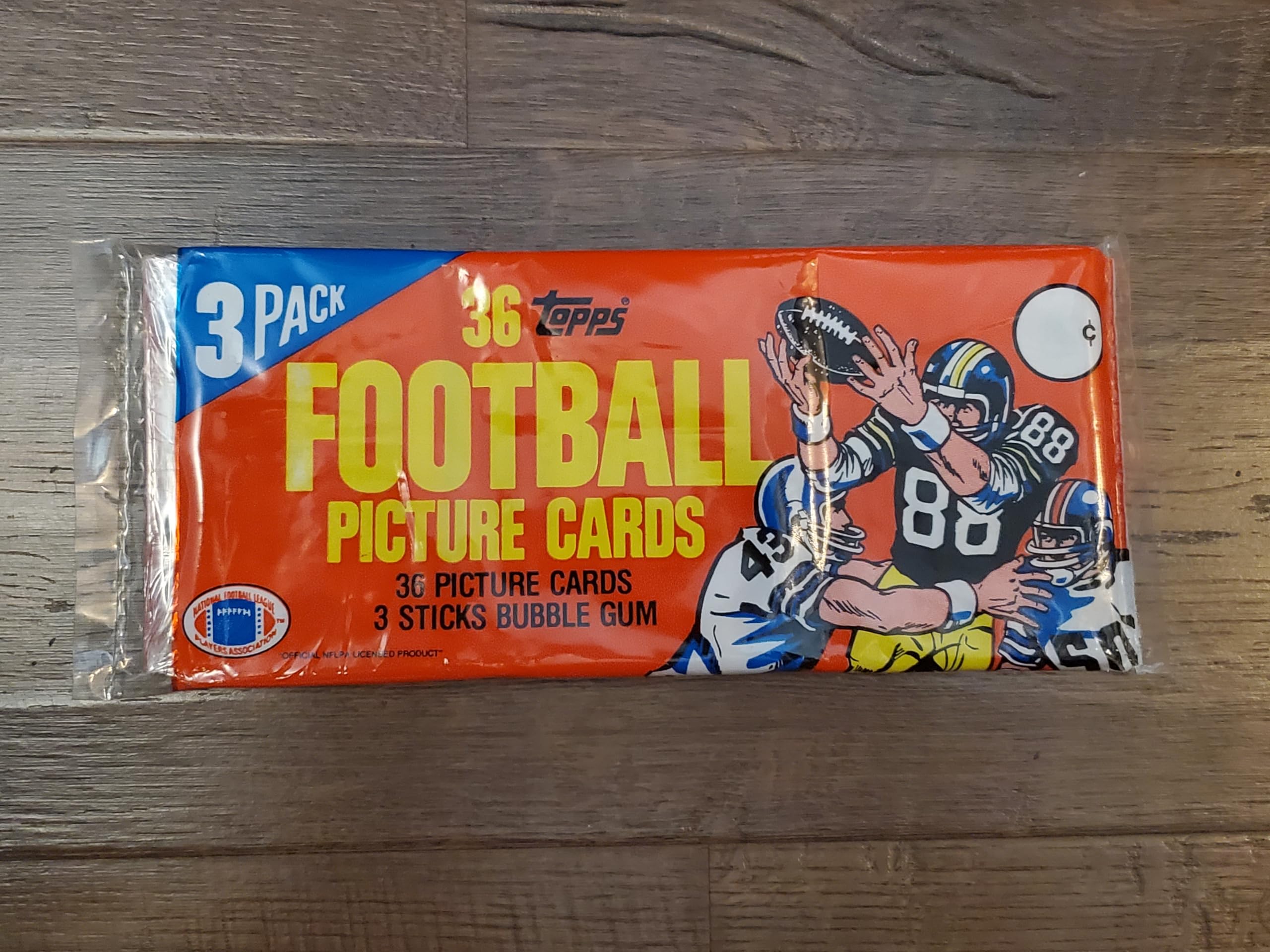 1983 Topps Football Rack Pack cards NFL