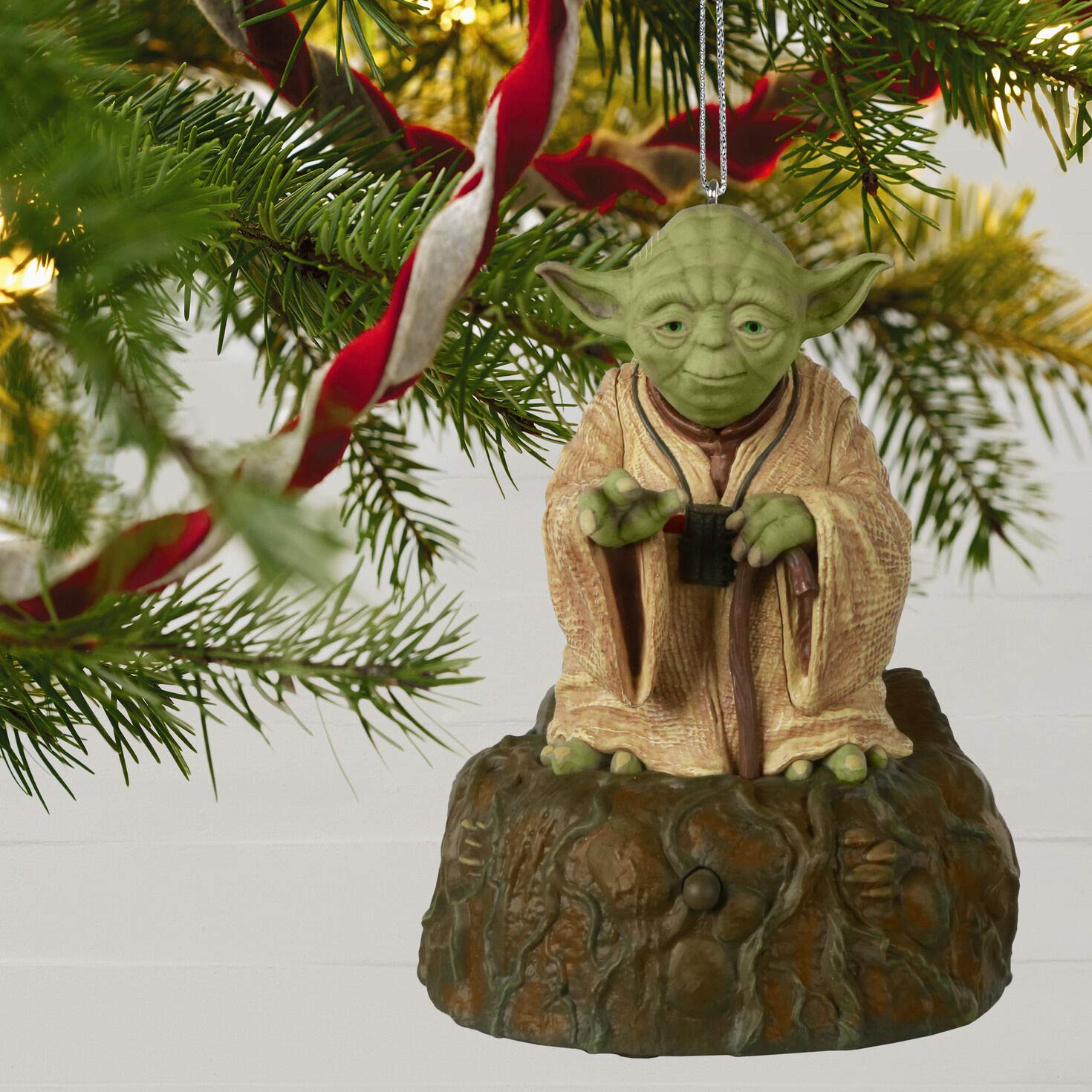 Hallmark Keepsake Christmas Ornament 2020, Star Wars: The Empire Strikes Back Jedi Master Yoda with Sound and Motion