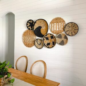 Artera Wicker Wall Basket Decor - Set of 4 Oversized, Hanging Natural Woven Seagrass Flat Baskets, Round Boho Wall Basket Decor for Living Room or Bedroom, Unique Wall Art. (Natural)