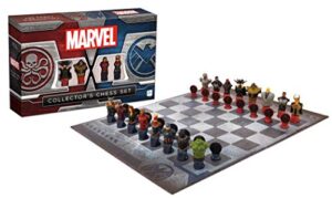 Marvel Collector's Chess Set | Custom Sculpted Chess Pieces Marvel Superheros & Villains | Iron Man & Thanos as King | Captain Marvel & Hella as Queen | Officially Licensed Marvel Chess Set