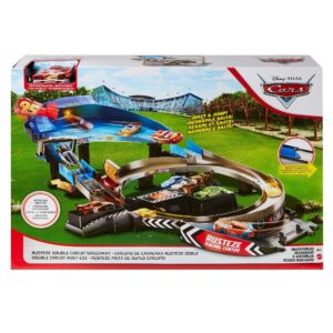 Disney Car Toys Rust-Eze Double Circuit Speedway Playset Test Track Set For Drift, Race and Crash Competitions, With Lightning McQueen Vehicle, Kids Birthday Gift For Ages 4 Years and Older