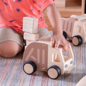 Guidecraft Wooden Garbage Truck: Vehicle Play Set, Kids Learning and Educational Dramatic Play Toy