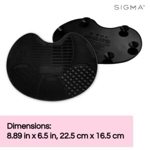 Sigma Beauty Makeup Brush Cleaner Mat – Sigma Spa Express Silicone Makeup Brush Cleaning Mat with Suction Cups for Cleaning Makeup Brushes, Compact Design Fit for Any Travel Makeup Kit (Black)