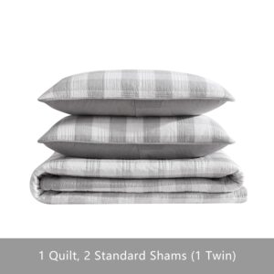 Eddie Bauer- Queen Quilt Set, Cotton Reversible Bedding with Matching Shams, Home Decor for All Seasons (Lakehouse Plaid Light Grey, Queen)