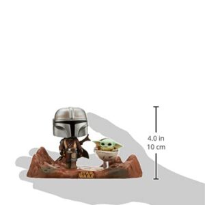 Funko Pop! Star Wars Moment: The Mandalorian - The Mandalorian with The Child