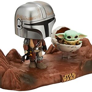 Funko Pop! Star Wars Moment: The Mandalorian - The Mandalorian with The Child