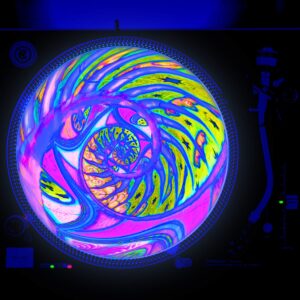 psychedelic pink - dj turntable slipmat 12 inch glow (glows under black light)