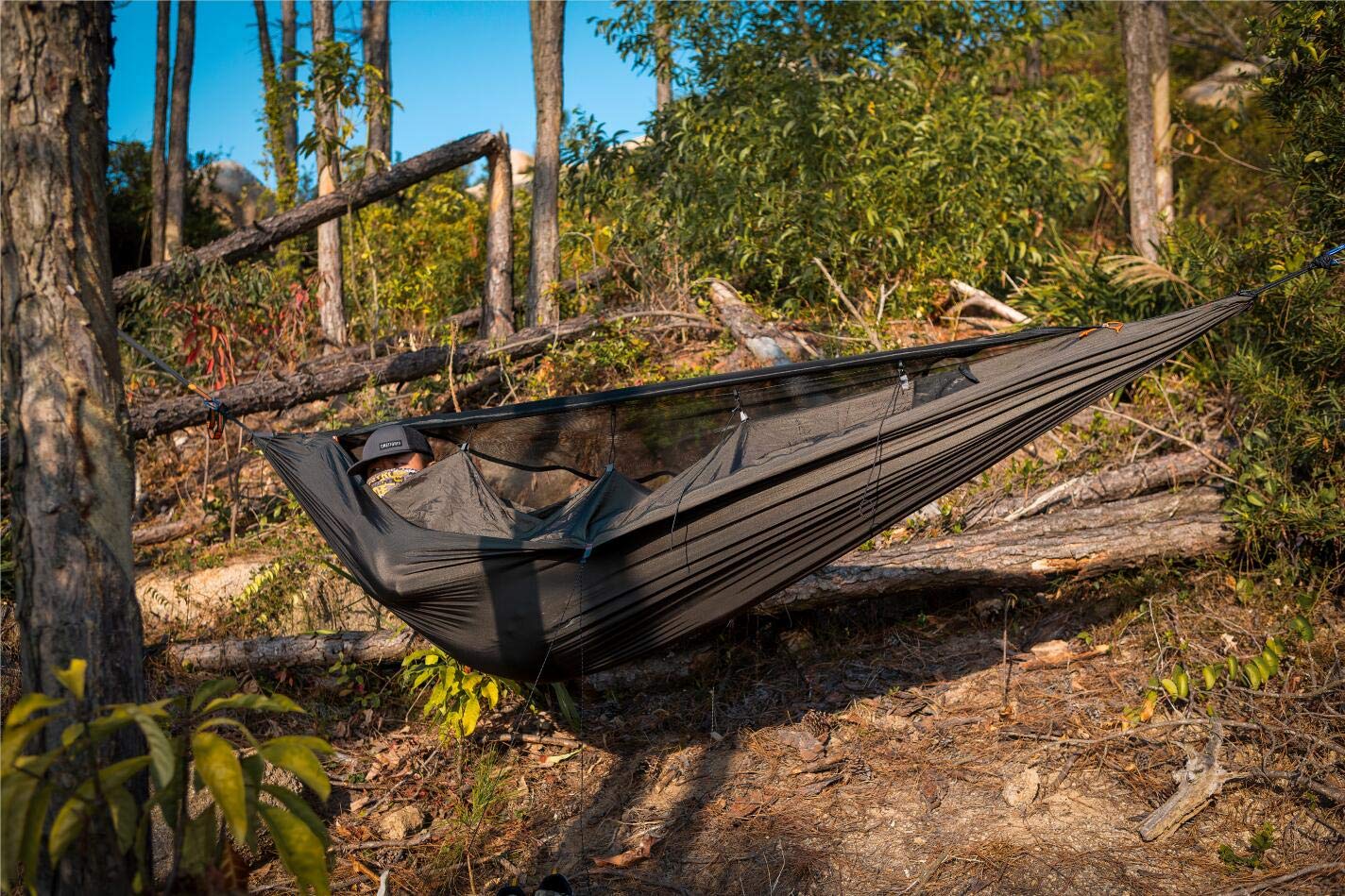 OneTigris KOMPOUND Camping Hammock with Net, Lightweight Portable Hammock with Warm Internal Cover & Tree Friendly Straps for Backpacking, Camping, Hiking, Travel, Beach, Backyard