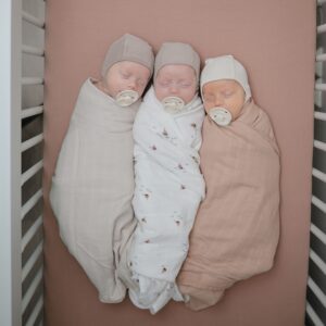 mushie Muslin Baby Swaddle Blanket | 100% Organic Cotton (Fog)