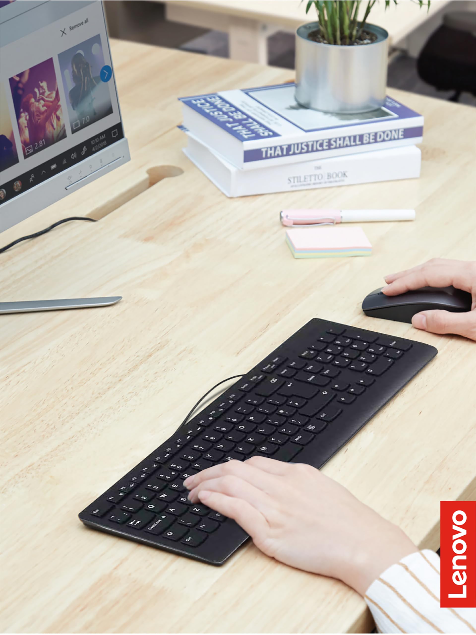 Lenovo 300 USB Combo, Full-Size Wired Keyboard & Mouse, Ergonomic, Left or Right Hand Mouse, Optical Mouse, GX30M39606, Black