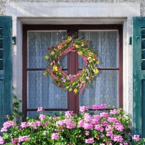 Martine Mall 22 Inch Daisy and Lavender Wreath Wildflower Spring Summer Wreath Floral Wreath Artificial Flower with Berry Wreath for Front Door Garden Party Wedding Home Decor