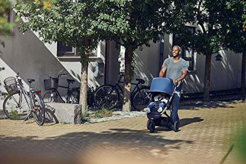 Thule Spring Stroller - Compact Baby Stroller Perfect for Everyday Use - Features 5-Point Harness, Lightweight and Compact Design, Vented Canopy with See-Through Mesh, Padded Reclining Seat