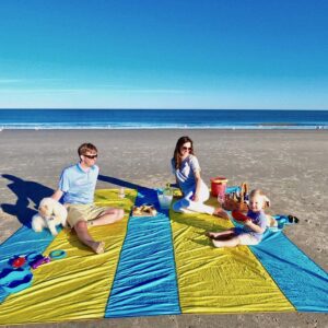 AQUATUS Premium XXL Beach Blanket Sandproof Water Resistant Quick Dry Mat 10ft by 9ft for 1-8 Adults with 4 Metal Stakes, 4 Corner Pockets, Secure Clip and Strap, and Attached Bag