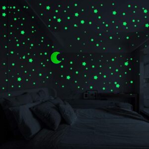 Finduat 466 Pcs Glow in The Dark Stars and Moon Wall Stickers, Glowing Stars and Moon for Ceiling and Wall Decals, Perfect for Kids Bedding Room or Party Birthday Gift(Green)