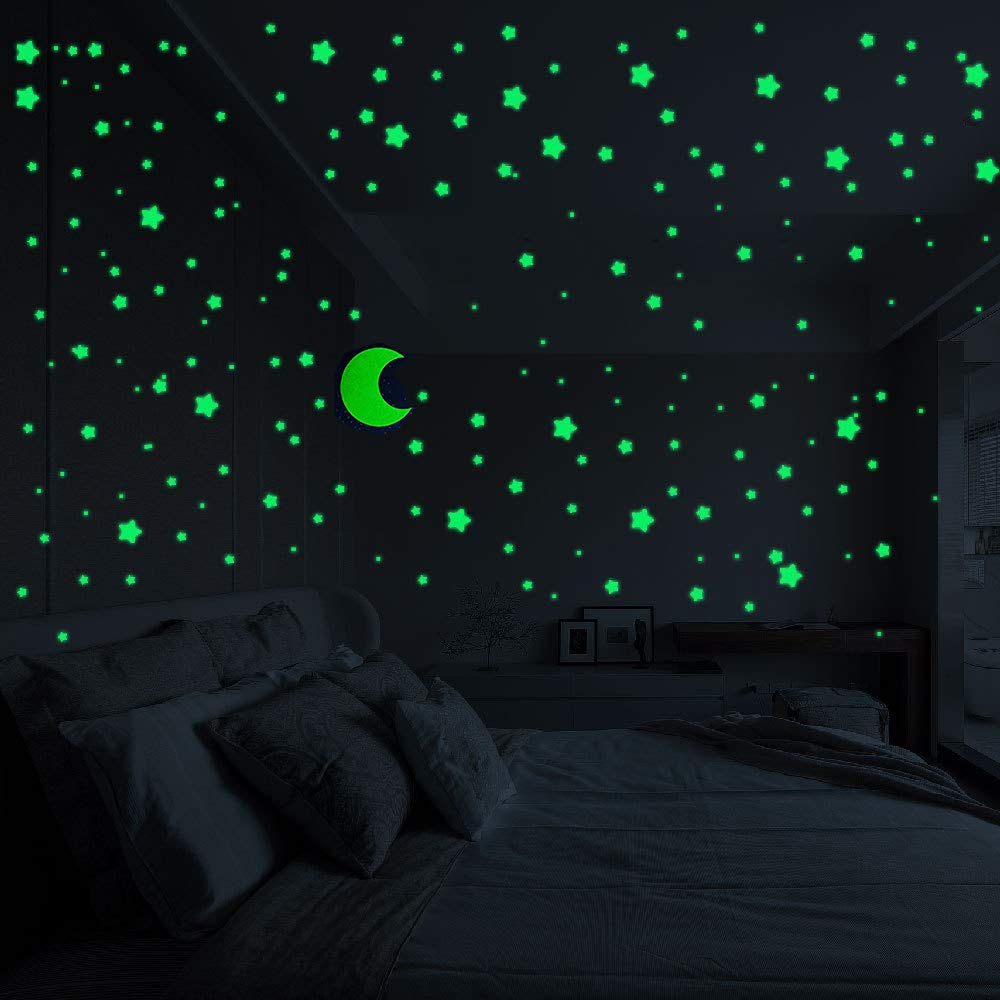 Finduat 466 Pcs Glow in The Dark Stars and Moon Wall Stickers, Glowing Stars and Moon for Ceiling and Wall Decals, Perfect for Kids Bedding Room or Party Birthday Gift(Green)