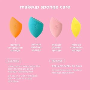 Real Techniques Miracle Powder Sponge, Makeup Blending Sponge For Powder Products, Set Makeup For Natural Finish & Cloud Skin, Buildable Coverage, Velvet Material, Latex-Free Foam, 2 Count