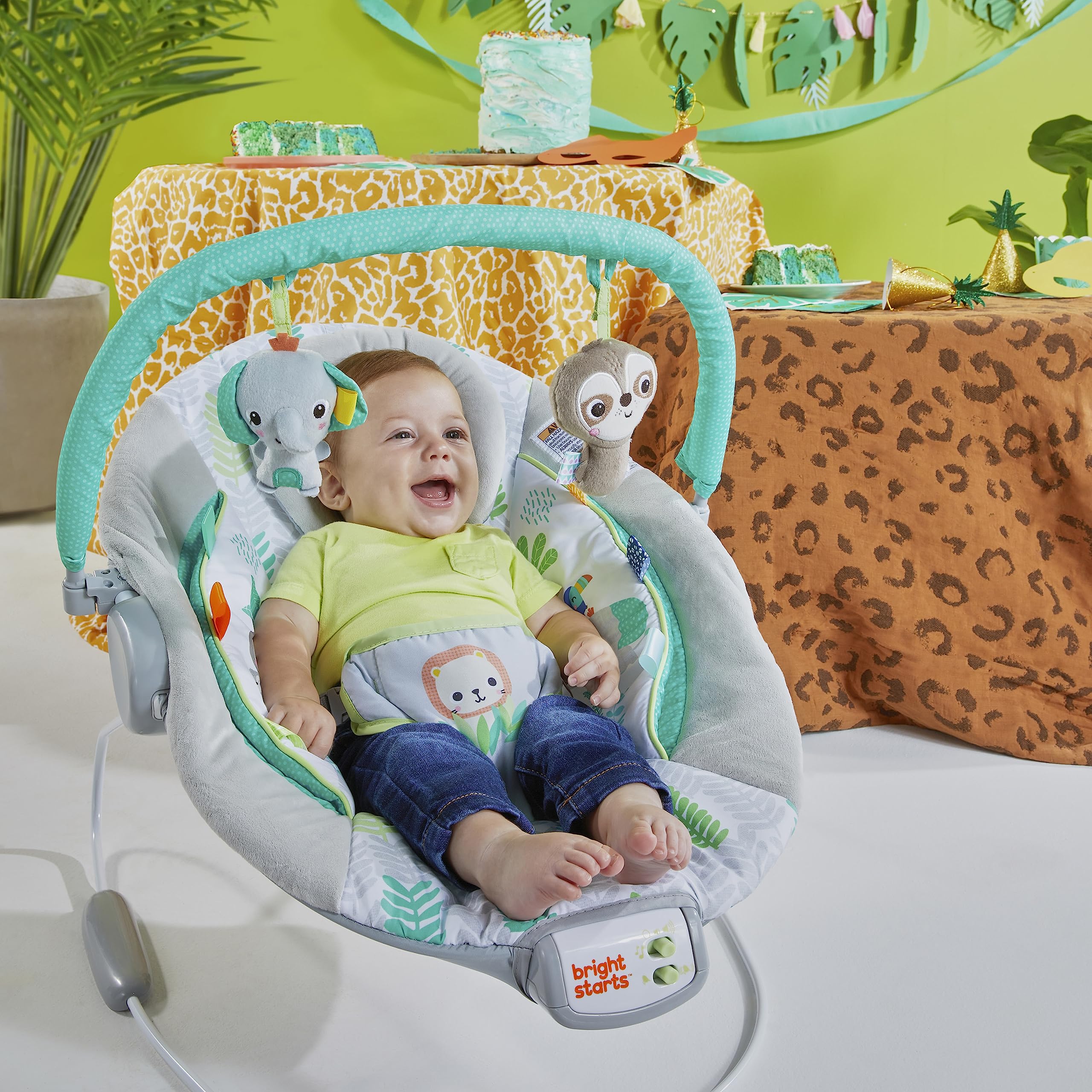 Bright Starts Comfy Baby Bouncer Soothing Vibrations Infant Seat - Taggies, Music, Removable Toy-Bar, 0-6 Months Up to 20 lbs (Jungle Vines)