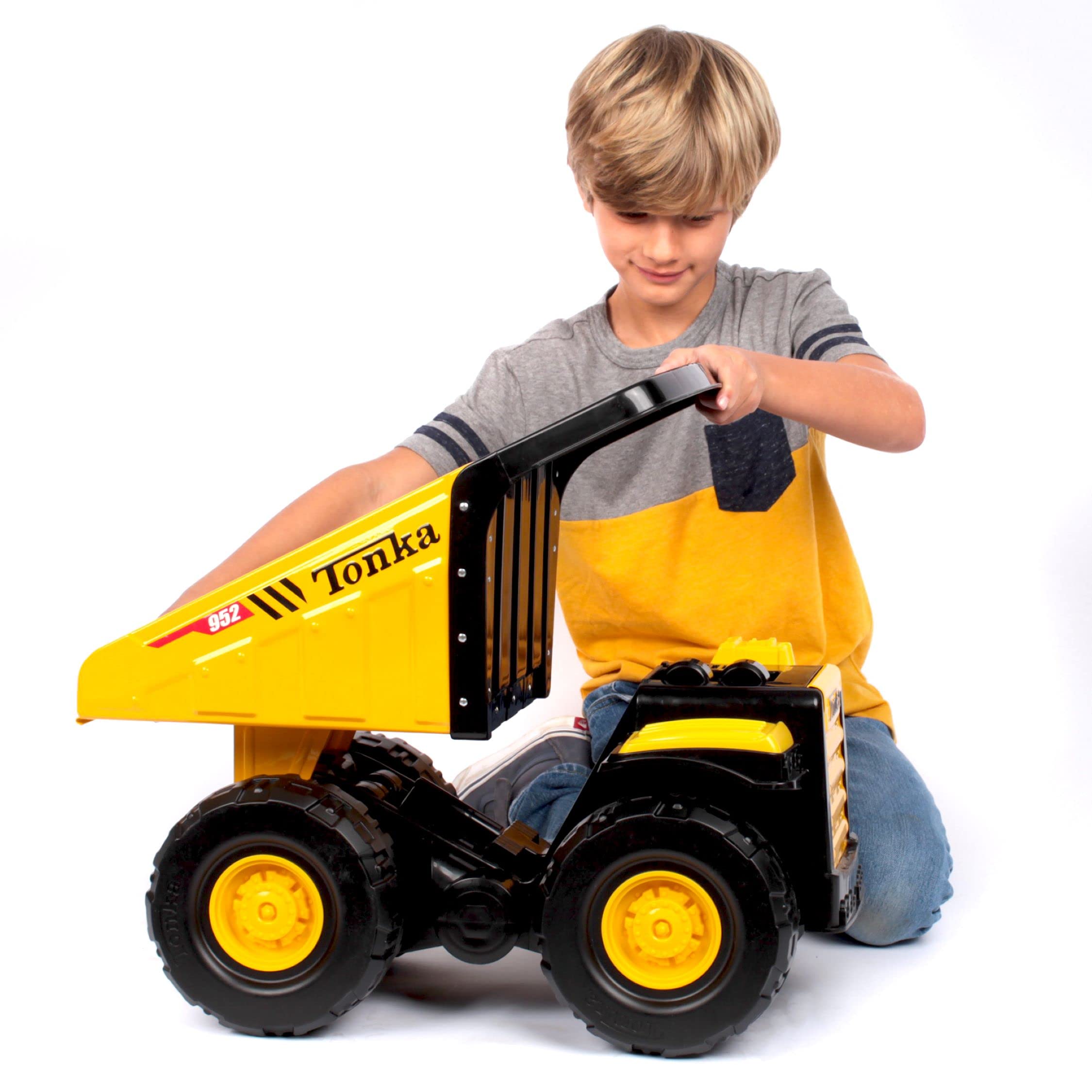 Tonka Steel Classics, Toughest Mighty Dump Truck – Made with Steel and Sturdy Plastic, Yellow Friction Powered, Boys and Girls, Toddlers Ages 3+, Big Construction Truck, Birthday Gift, Holiday