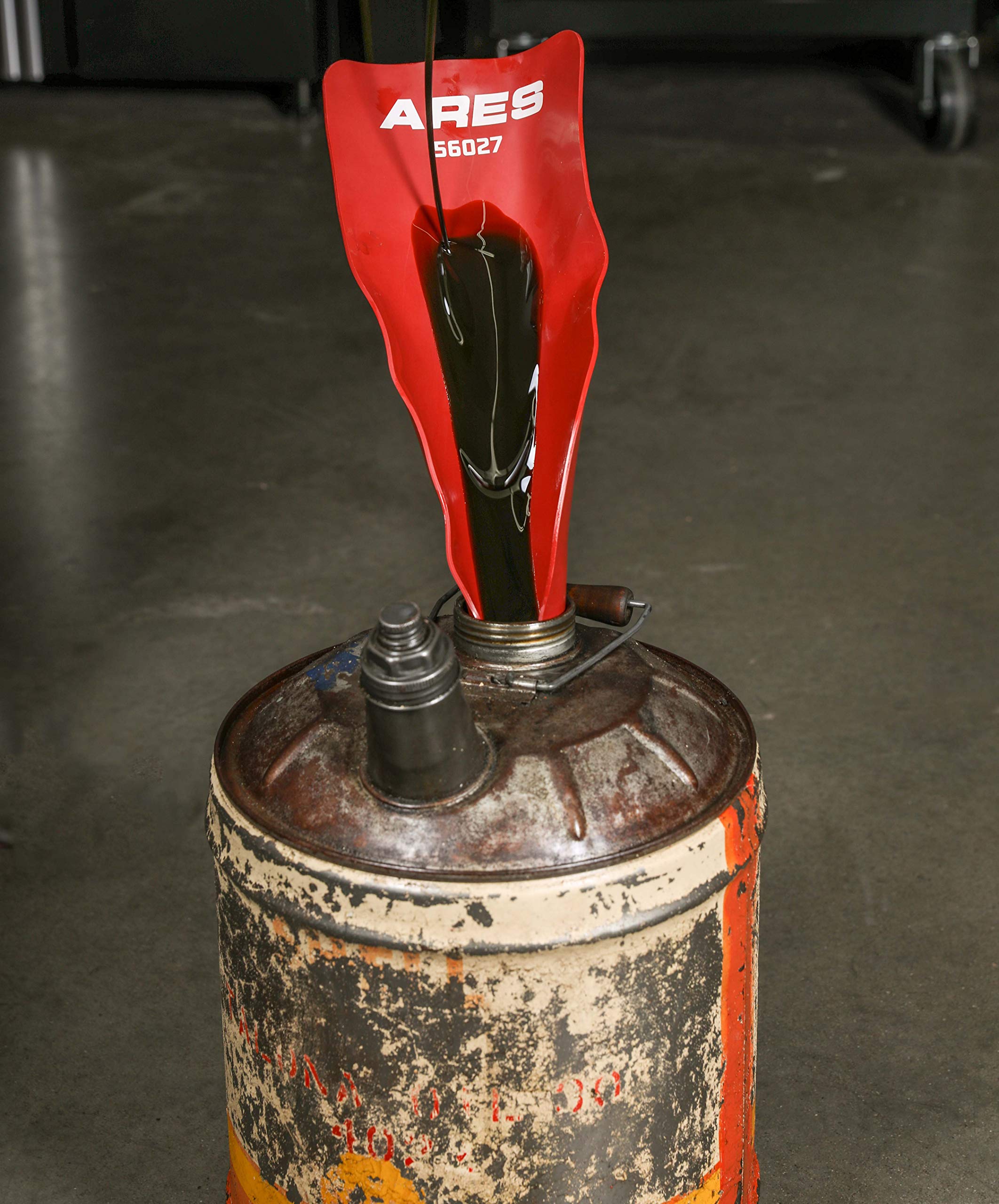 ARES 56027 - Universal Flexible Oil Funnel - Spill-Free Oil Filling - Easy to Use 1-Person Design - Fits Multiple Applications