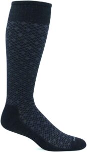 sockwell men's featherweight moderate graduated compression sock, black multi - l/xl
