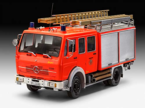 Revell Mercedes Benz 1017 LF16 Fire Engine (07655)