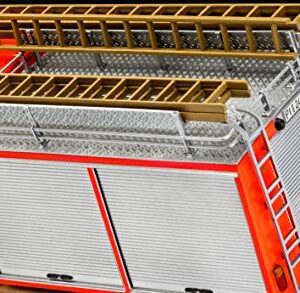 Revell Mercedes Benz 1017 LF16 Fire Engine (07655)