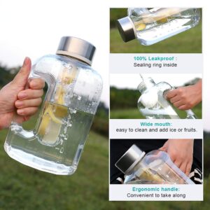 Half Gallon Water Bottle with Infuser, BPA Free 84oz Large Water Bottle Dishwasher Safe Hydration with Motivational Time Mark Leak-Proof 2.5L Sports Water Bottle for Camping Sports Workouts(Clear)