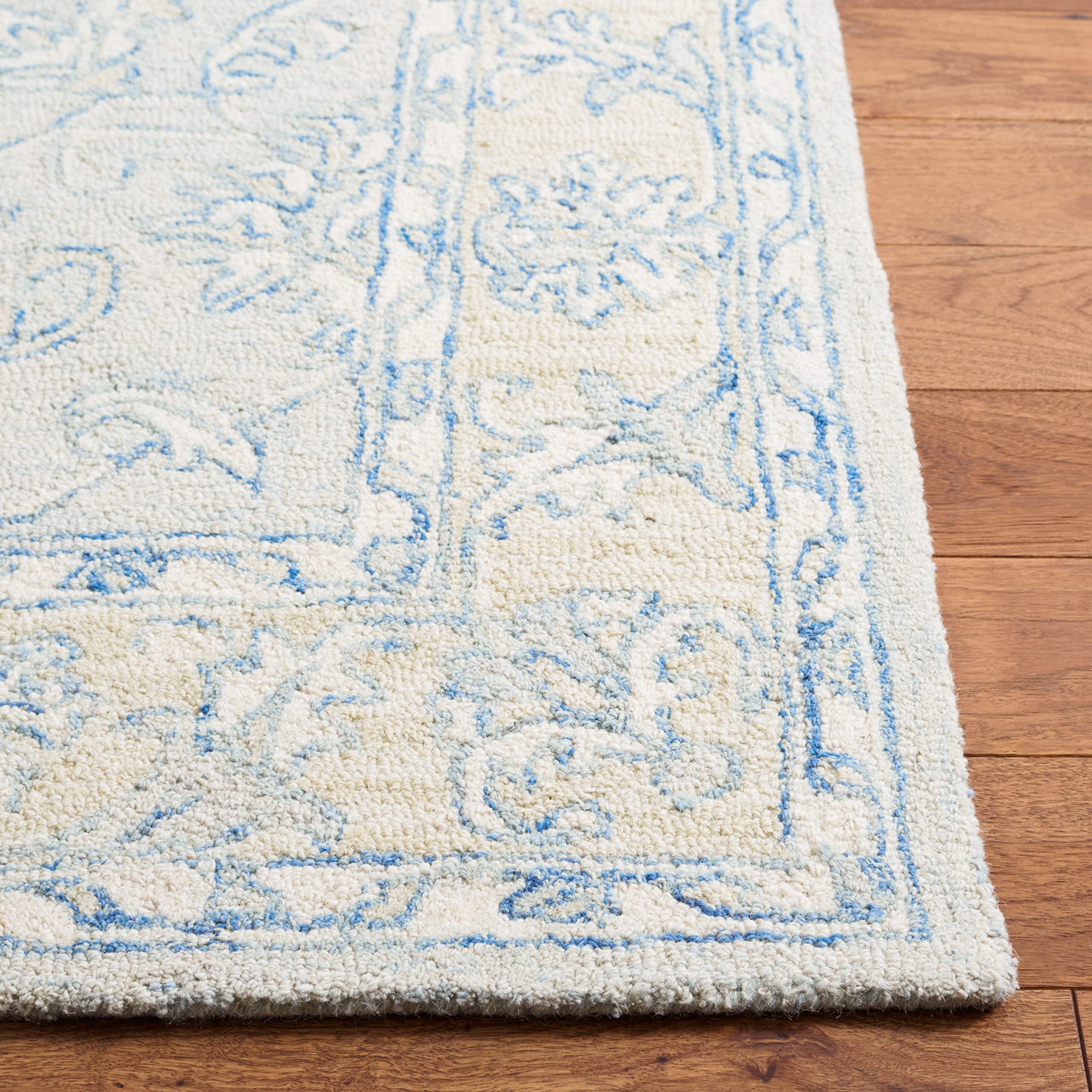 SAFAVIEH Micro-Loop Collection Area Rug - 5' x 8', Blue & Beige, Handmade Wool, Ideal for High Traffic Areas in Living Room, Bedroom (MLP535M)