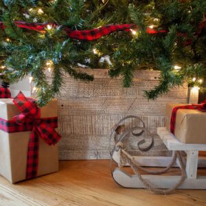 BarnwoodUSA Christmas Tree Collar or Box Made of Reclaimed Wood Rustic Skirt Replacement Blocks Kids & Pets, Adds Farmhouse Charm Natural, Hook-&-Loop Strip Panels, 30x22.5 in., Whitewash