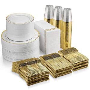 Munfix 700 Piece Gold Dinnerware Set - 200 Gold Rim Plates - 300 Gold Silverware - 100 Gold Plastic Cups - 100 Linen Like Gold Paper Napkins, 100 Guest Disposable, Gold