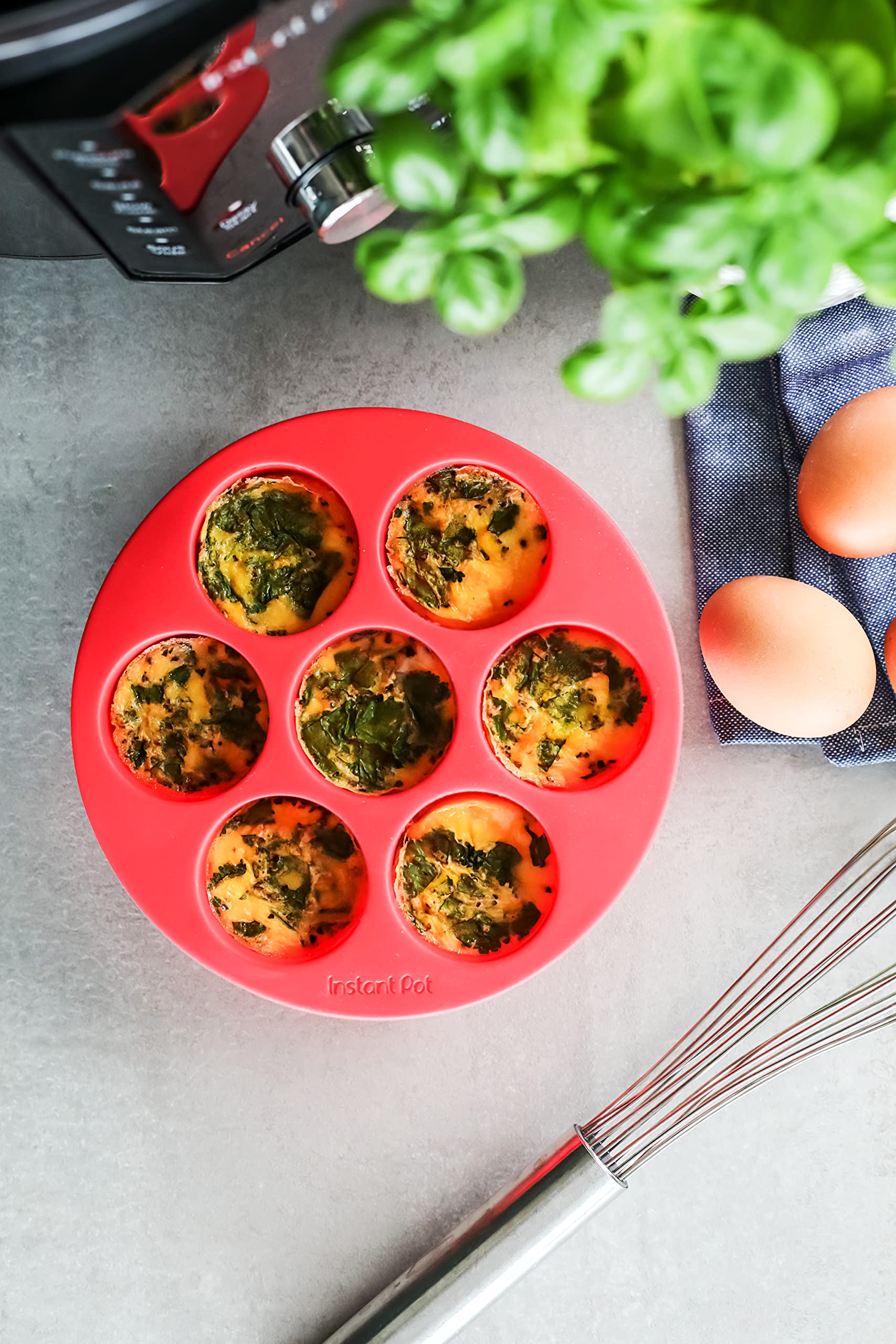 Instant Pot - 5252242 Instant Pot Official Silicone Egg Bites Pan with Lid, Compatible with 6-quart and 8-quart cookers, Red